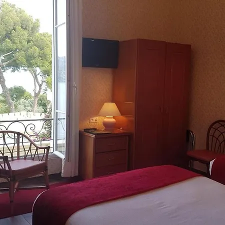 De Charme Brise Marine Hotel
