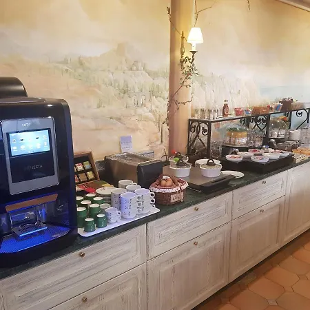 De Charme Brise Marine Hotel 3*
