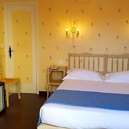 De Charme Brise Marine 3*