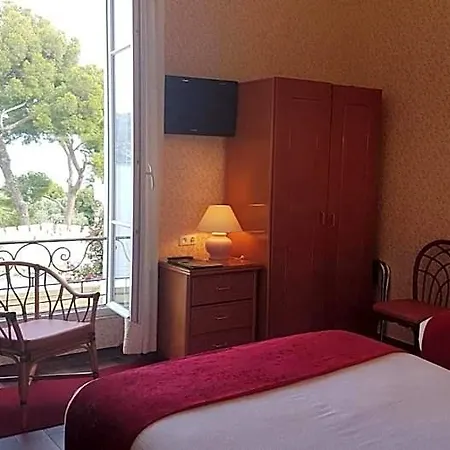 De Charme Brise Marine Hotel